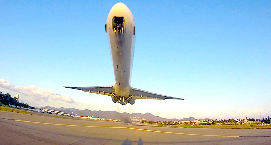 VIDEO: Descolagem De Um Avião Num Dos Aeroportos Mais Perigosos Do Mundo