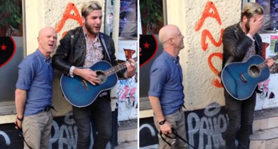 VIDEO: Artista De Rua Tocava Clássico Quando é Surpreendido Por Autor da Música