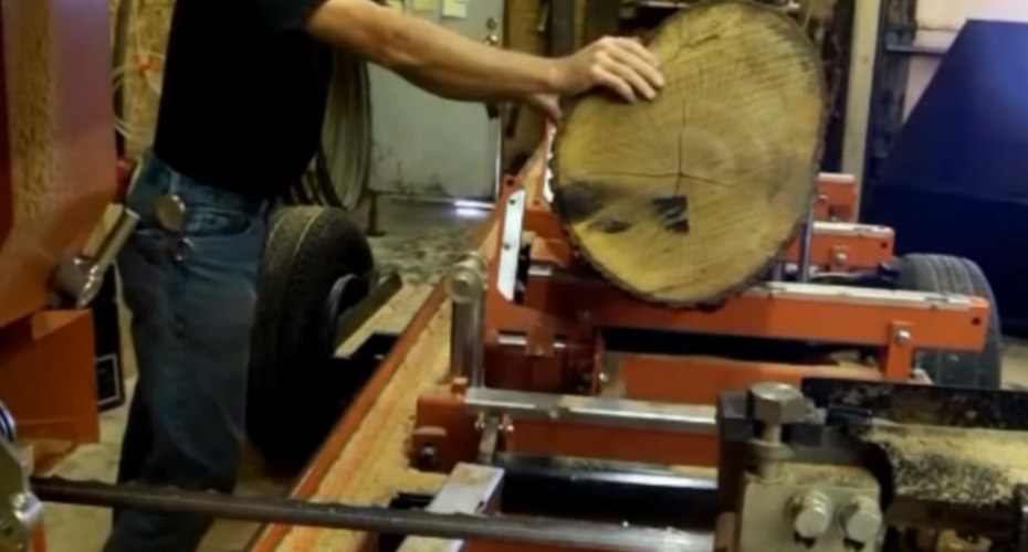 Como Se Transforma Um Tronco Em Tábuas Perfeitas Como Se Transforma Um Tronco Em Tábuas Perfeitas