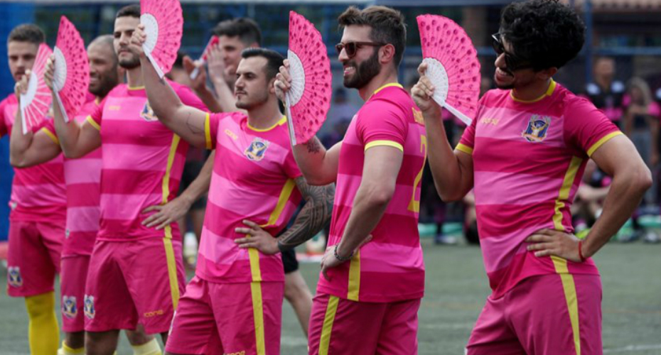 Torneio De Futebol Reúne Centenas De Homossexuais No Brasil