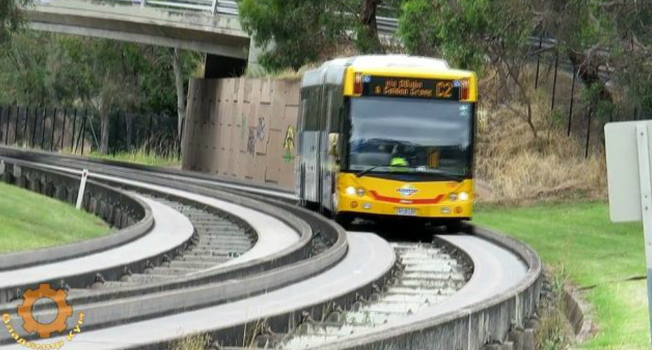 Desde 1989 Que Estes Autocarros Andam Tanto Na Estrada Quanto Em Carris Desde 1989 Que Estes Autocarros Andam Tanto Na Estrada Quanto Em Carris