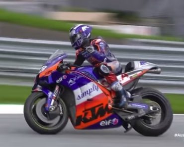 VIDEO: O Momento Final Da Corrida Que Deu a 1ª Vitória Da Carreira De Miguel Oliveira Em MotoGP VIDEO: O Momento Final Da Corrida Que Deu a 1ª Vitória Da Carreira De Miguel Oliveira Em MotoGP