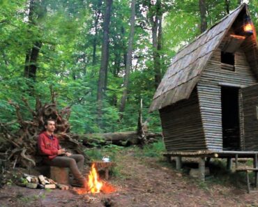 Como Construir Uma Cabana De Sobrevivência No Bosque Usando Ferramentas Simples