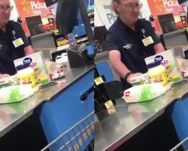 Um Operador De Caixa Que Trabalha a Um Ritmo Irritantemente Lento Um Operador De Caixa Que Trabalha a Um Ritmo Irritantemente Lento