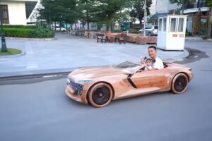 Carpinteiro Construiu Audi Skysphere De Madeira Para o 1º Aniversário Da Filha