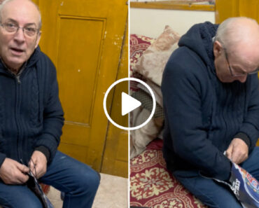 A Reação De Um Idoso De 78 Anos Ao Receber Uma Camisola Do FC Porto A Reação De Um Idoso De 78 Anos Ao Receber Uma Camisola Do FC Porto