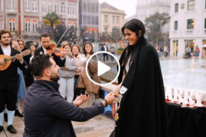 Pedido De Casamento No Coração De Braga Contou Com Drone, Amigos Escondidos e Serenata