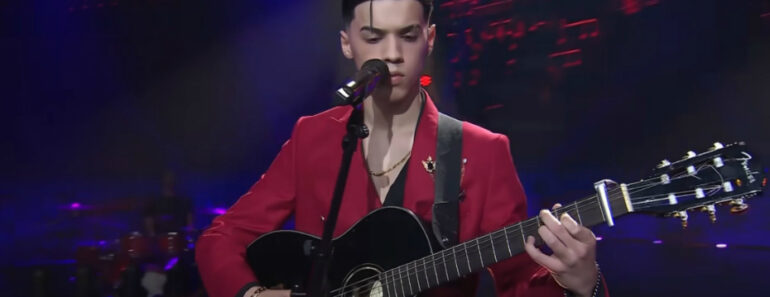 Ricardo Maia Cantou “Chamar a Música” De Sara Tavares No The Voice e Conquistou Tudo e Todos Ricardo Maia Cantou “Chamar a Música” De Sara Tavares No The Voice e Conquistou Tudo e Todos