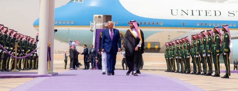 Aviões e Cybertrucks Da Tesla. Veja o Aparato Da Visita De Trump Ao Qatar Aviões e Cybertrucks Da Tesla. Veja o Aparato Da Visita De Trump Ao Qatar