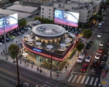 É Um Restaurante? É Um Posto De Carregamento? “Tesla Diner” Abriu Em LA É Um Restaurante? É Um Posto De Carregamento? “Tesla Diner” Abriu Em LA
