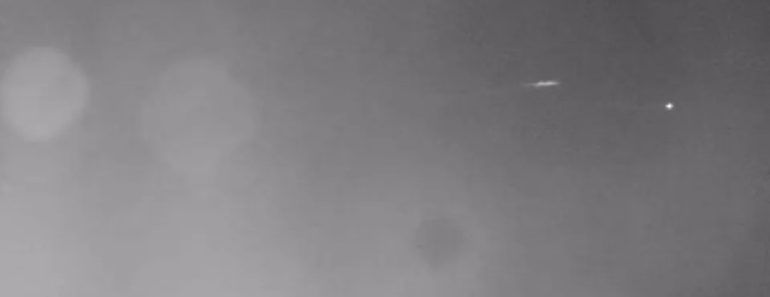 “Espetacular”. Meteoro Avistado No Céu De Portugal Durante a Noite: Também Viu? “Espetacular”. Meteoro Avistado No Céu De Portugal Durante a Noite: Também Viu?