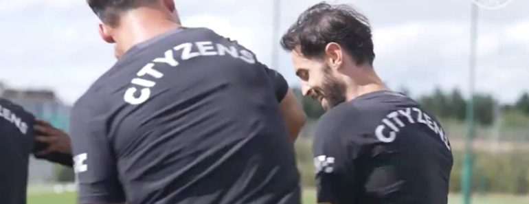 Rúben Dias “Brincou” Com Bernardo Silva… e “Virou-o Ao Contrário” Rúben Dias “Brincou” Com Bernardo Silva… e “Virou-o Ao Contrário”