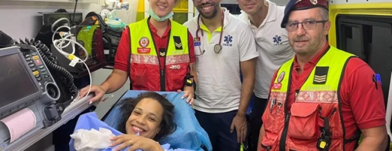 Bebé Nasce Em Ambulância Em Plena A1 a Caminho De Lisboa Bebé Nasce Em Ambulância Em Plena A1 a Caminho De Lisboa