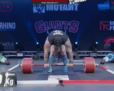 The Mountain Levanta 510 Kg e Bate Novo Recorde Mundial De Deadlift The Mountain Levanta 510 Kg e Bate Novo Recorde Mundial De Deadlift
