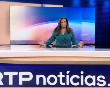 Alberta Marques Fernandes “Perdeu” o Teleponto No 1º Dia De Emissões Do Novo Estúdio Alberta Marques Fernandes “Perdeu” o Teleponto No 1º Dia De Emissões Do Novo Estúdio