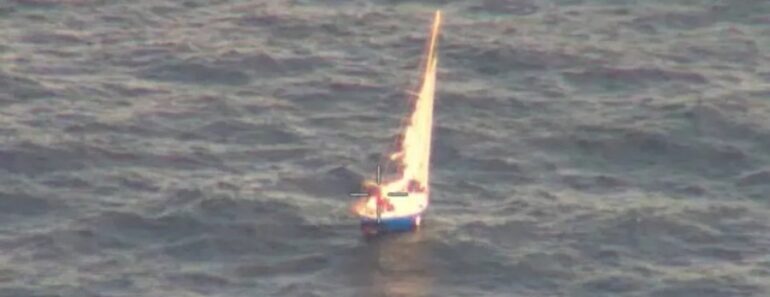 Eis o Momento Em Que Força Aérea Resgata Espanhol à Deriva Há 12 Dias Eis o Momento Em Que Força Aérea Resgata Espanhol à Deriva Há 12 Dias