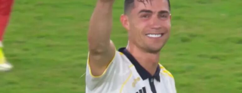Imagens Marcantes: Cristiano Ronaldo Lavado Em Lágrimas Depois De Bisar No Jogo Do Título Imagens Marcantes: Cristiano Ronaldo Lavado Em Lágrimas Depois De Bisar No Jogo Do Título