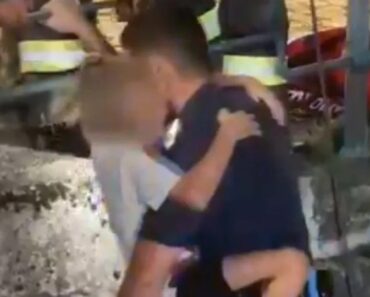 Resgate “Heróico”. Três Crianças Em Perigo Em Rio Em Itália Resgate “Heróico”. Três Crianças Em Perigo Em Rio Em Itália