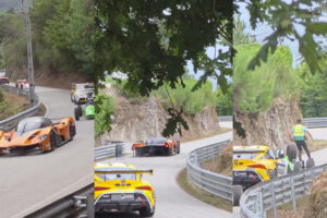Supercarro Português Perdeu Uma Roda Em Andamento No Caramulo Motorfestival